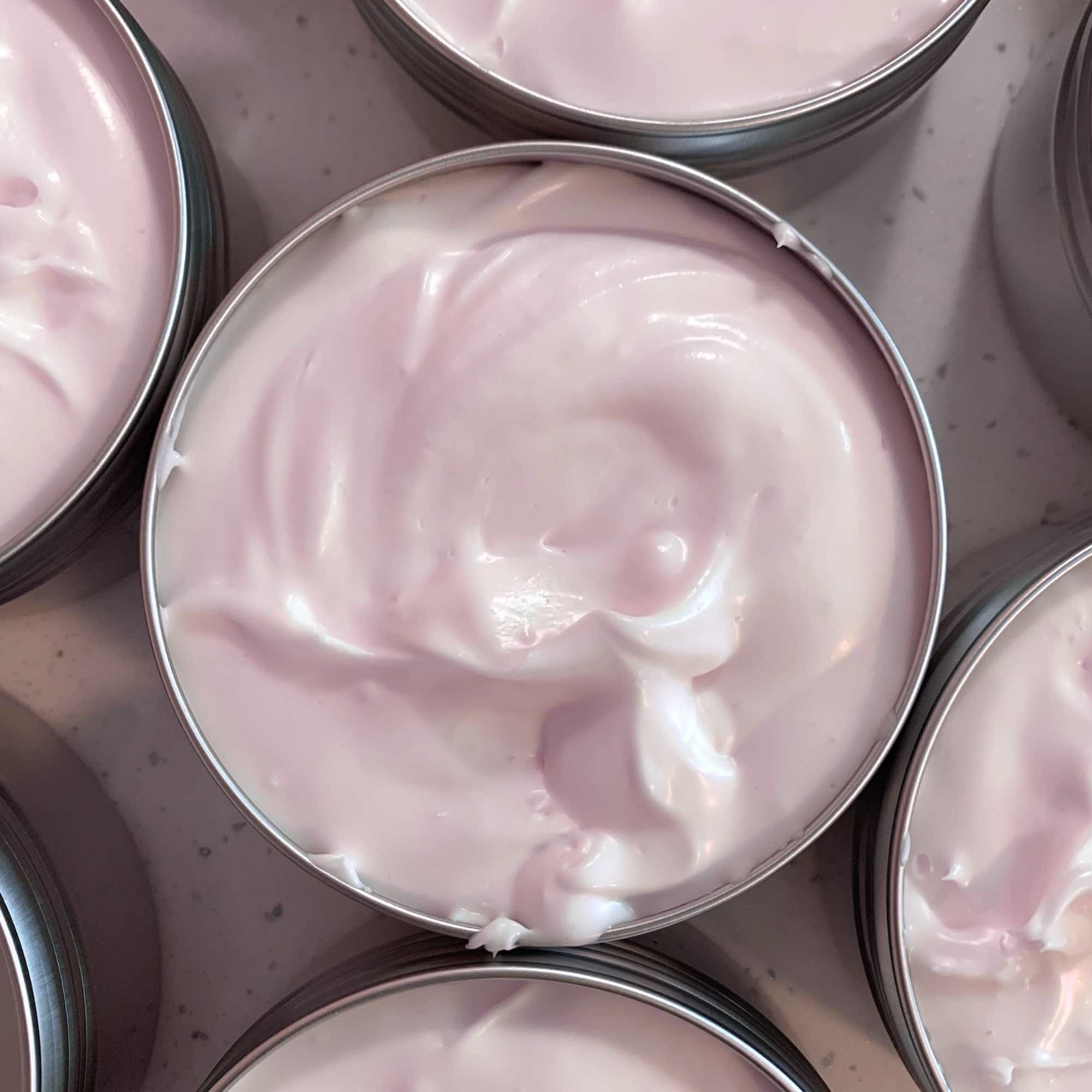 Masło shea jagodowe 60 ml | do ciała i twarzy | z olejem jagodowym | Auna