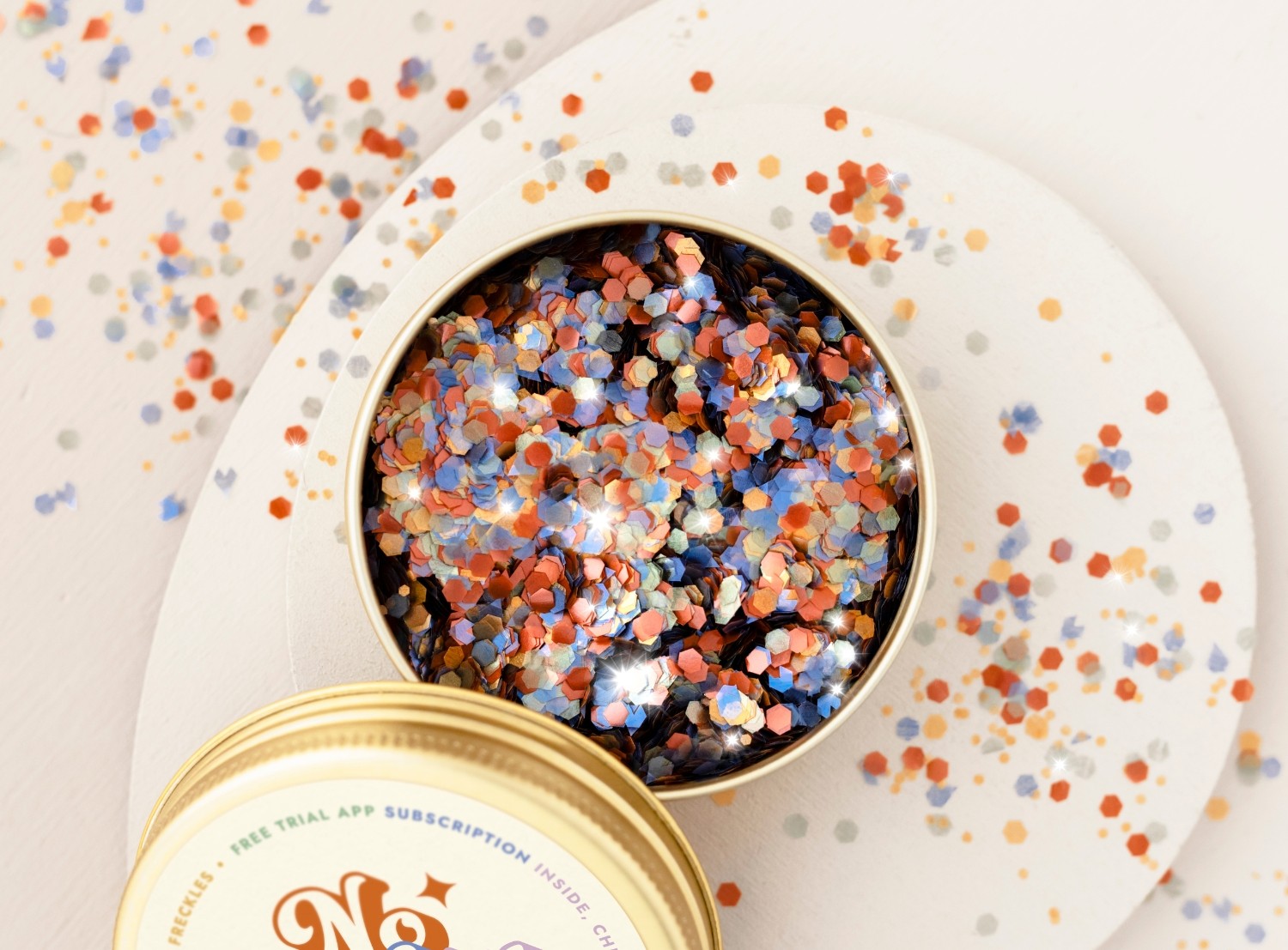 Brokat Facegroovin’ Rainbow Freckles Glitter | 10g | Ministerstwo Dobrego Mydła