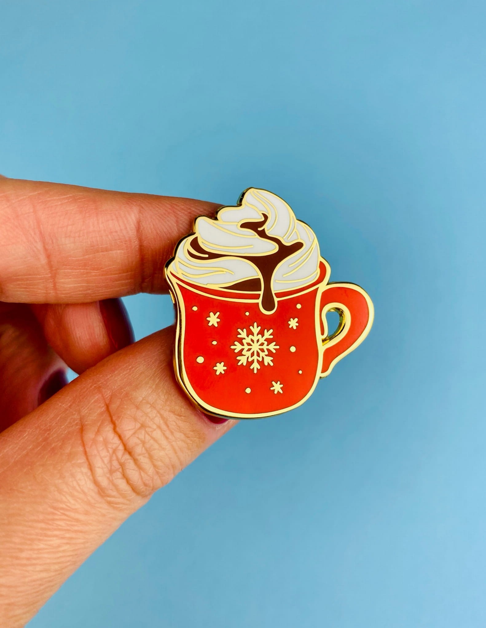 Pin Gorąca Czekolada | Kubek szczęścia bez kalorii | 3,2 cm | Paw Generation