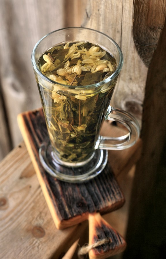 Zielona herbata z jaśminem i rumiankiem | 100 g | Tatrzańska Spiżarnia