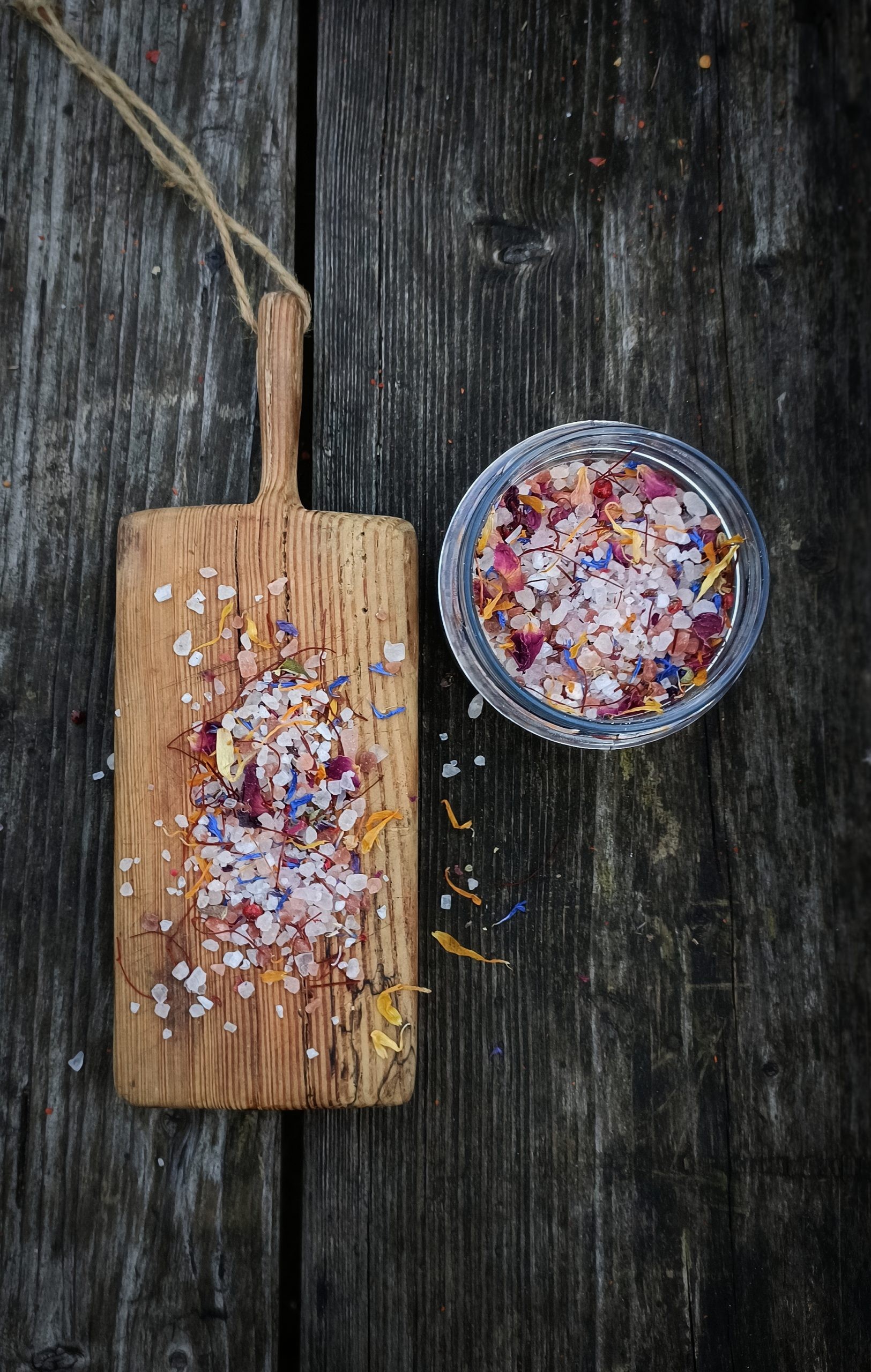 Sól kwiatowa z nitkami chilli | 120 g | Tatrzańska Spiżarnia