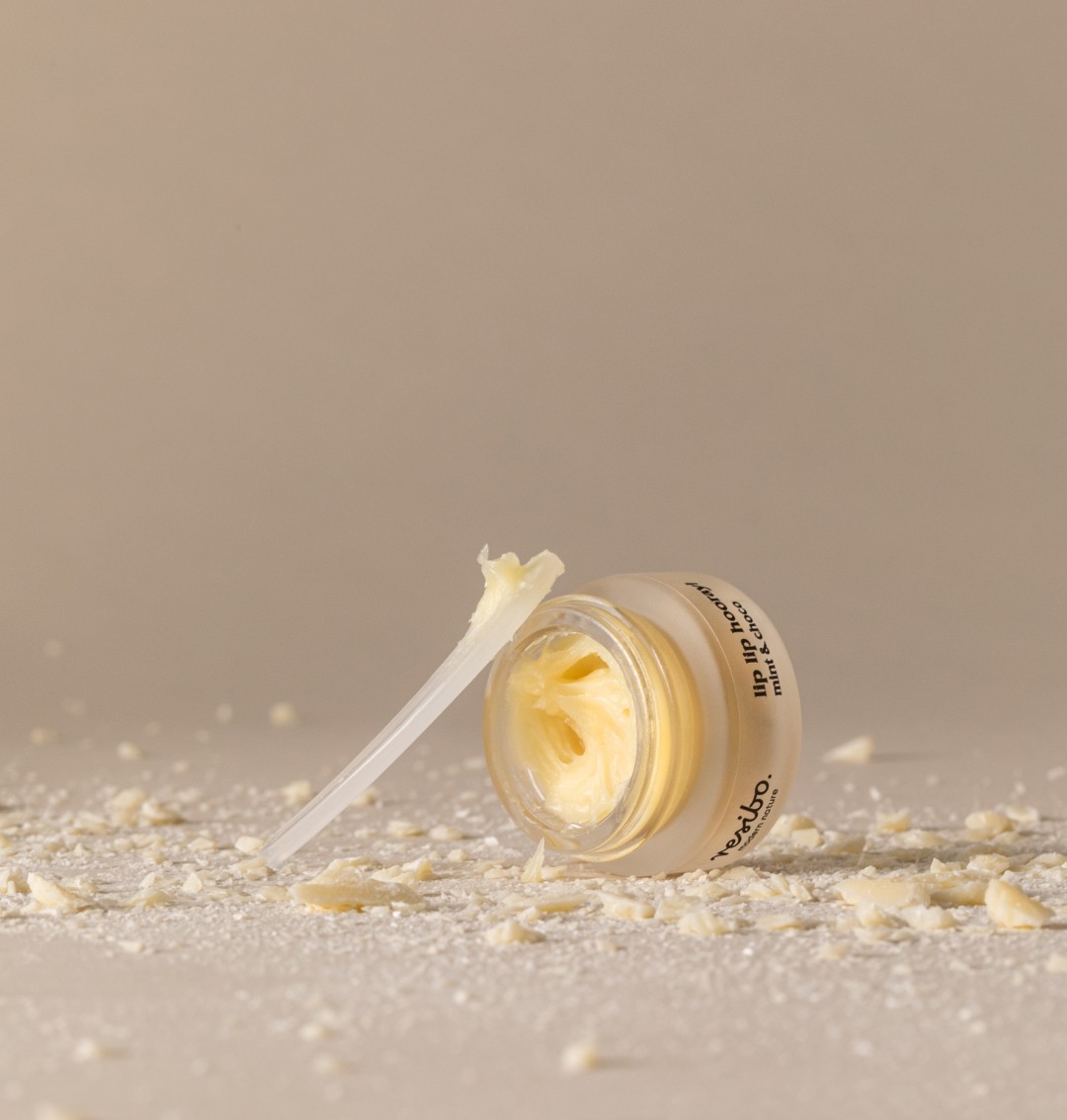 Lip Lip Hooray! kojący balsam do ust słodkie mango | 7ml | Resibo