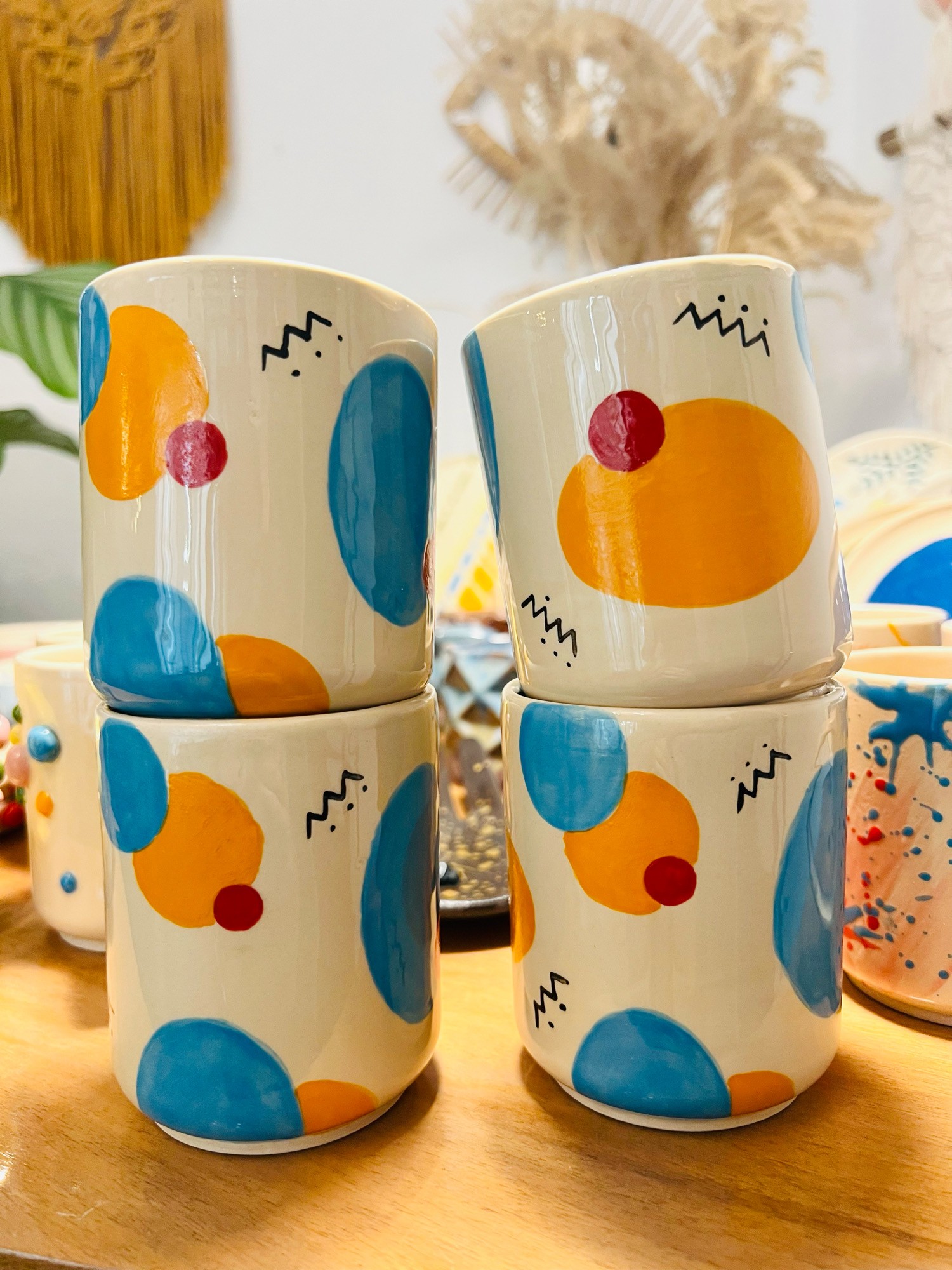 Czarka ceramiczna Abstrakcja – wzór Kolorowe Koła | 300 ml | Naturalnie, STUDIO