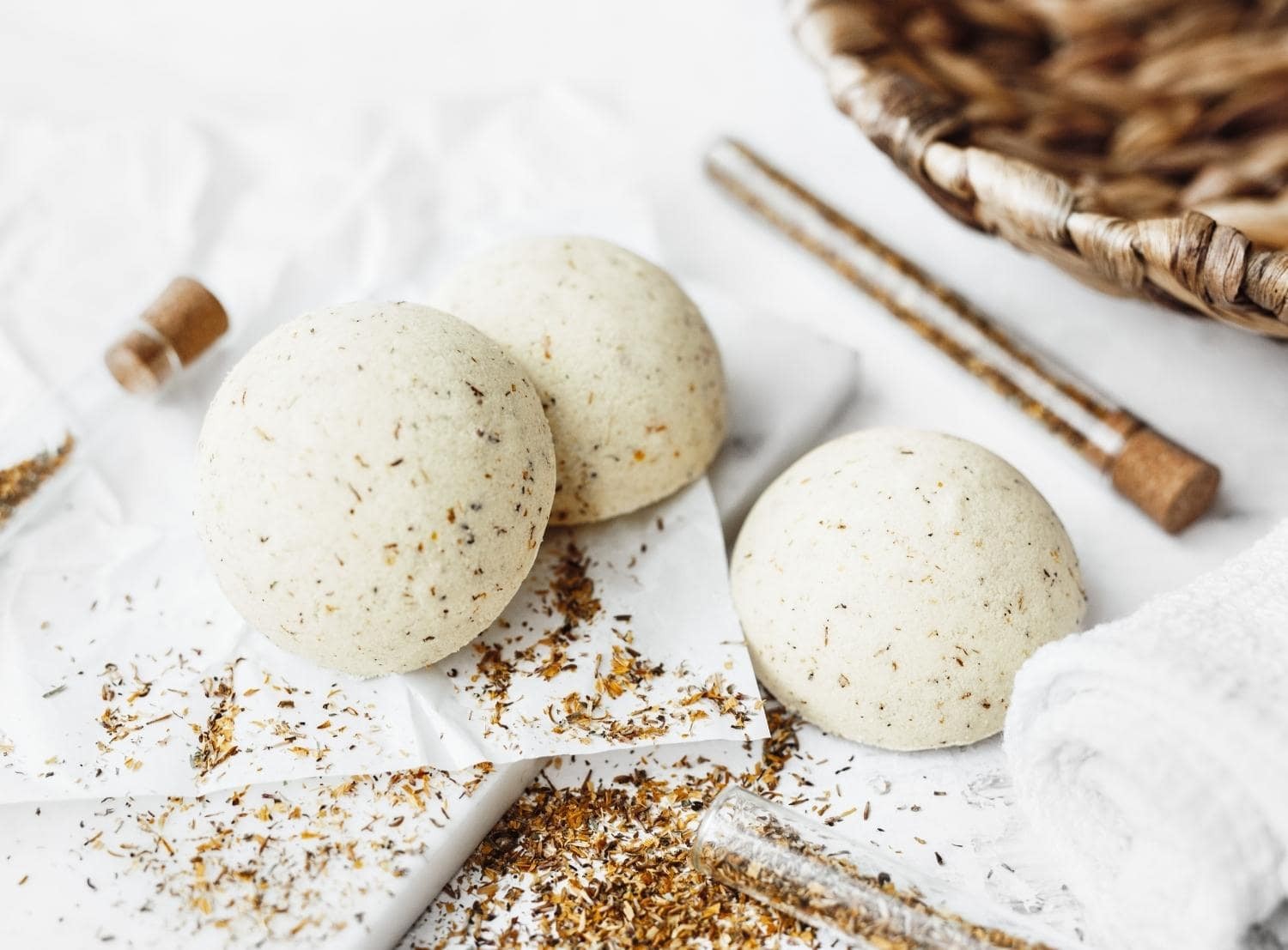 Półkula kąpielowa Nagietek – naturalna, relaksująca, z pomarańczą | Ministerstwo