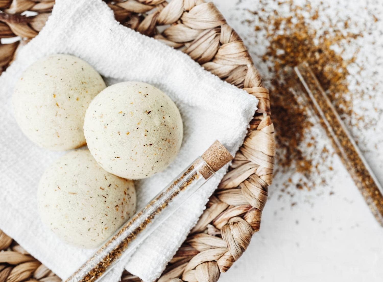 Półkula kąpielowa Nagietek – naturalna, relaksująca, z pomarańczą | Ministerstwo