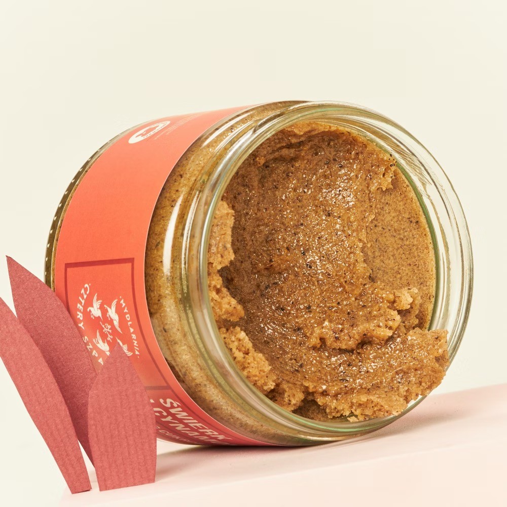 Peeling cukrowy świerk i cynamon – naturalny rozgrzewający peeling | 4 Szpaki