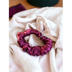 Jedwabna gumka do włosów scrunchie MINI bordo Dotyk Jedwabiu