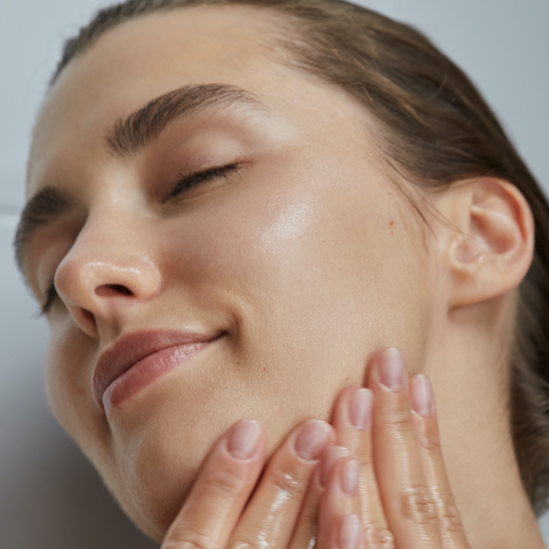 Naturalny Olejek do Demakijażu Twarzy i Oczu | 100 ml | Hagi