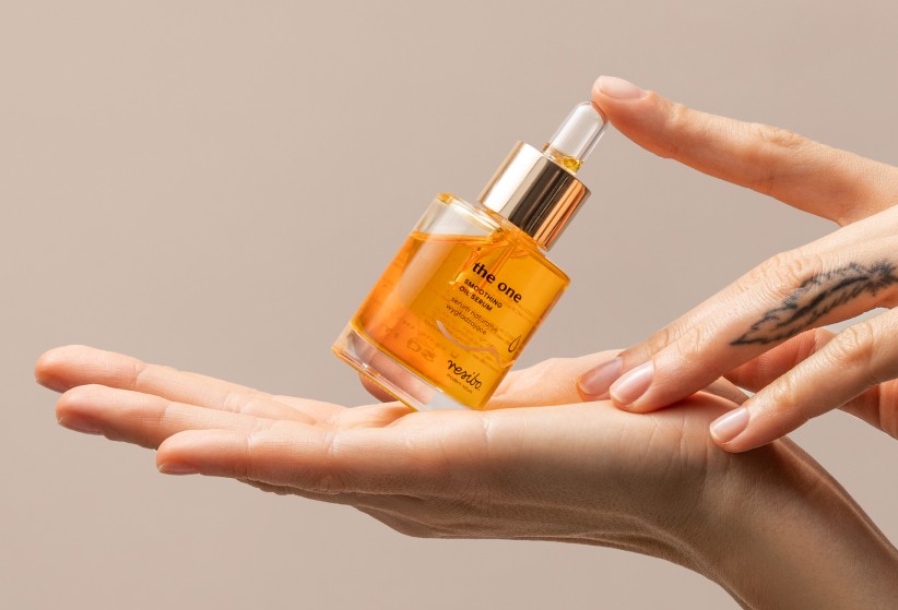 THE ONE serum naturalnie wygładzające | 30 ml | Resibo