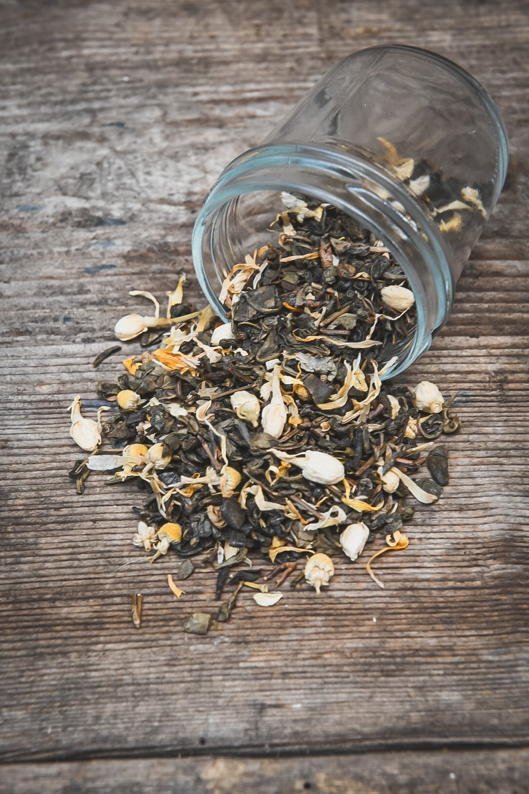 Zielona herbata z jaśminem i rumiankiem | 100 g | Tatrzańska Spiżarnia