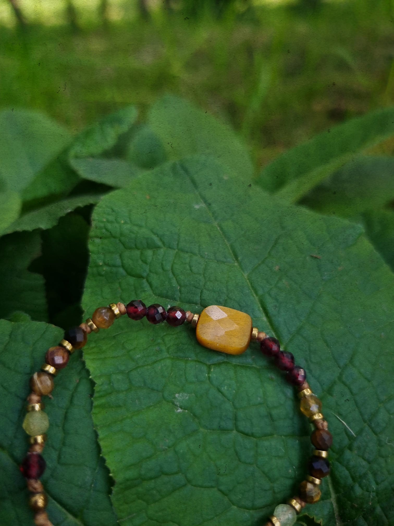 Bransoletka Moon Spirit Stones z tygrysim okiem, granatem i grosularem