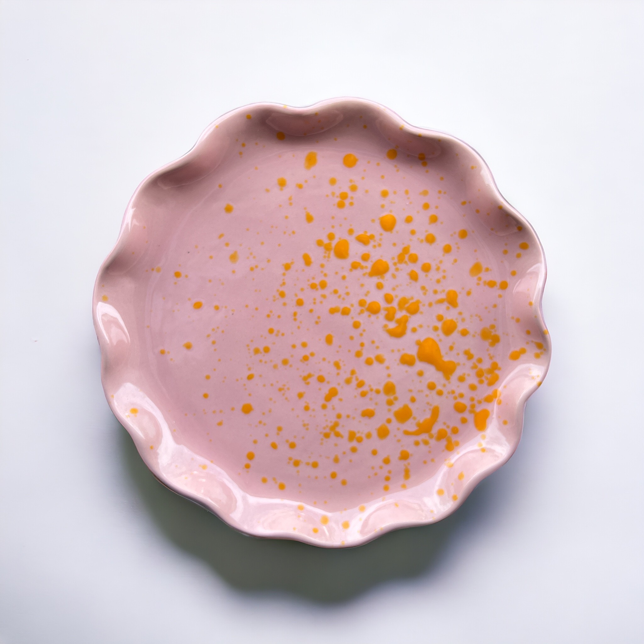 Talerz śniadaniowy z falbanką 20 cm | Naturalnie Studio