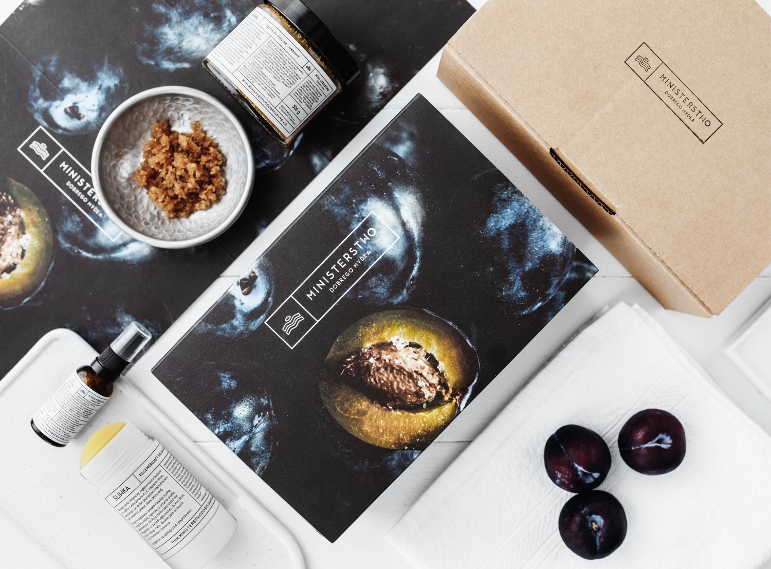 Zestaw prezentowy Śliwka | balsam, peeling, olej | Ministerstwo Dobrego Mydła