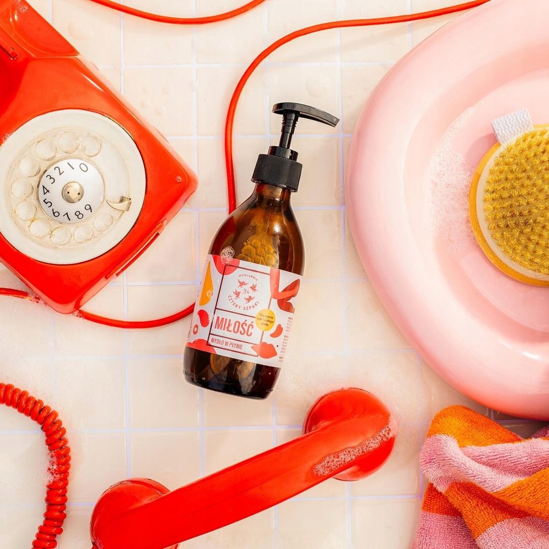 Miłość – naturalne mydło w płynie | 300 ml | grejpfrut i paczula | 4 Szpaki