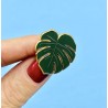 Pin monstera | roślinny pin do kurtki, torby i plecaka | Paw Generation