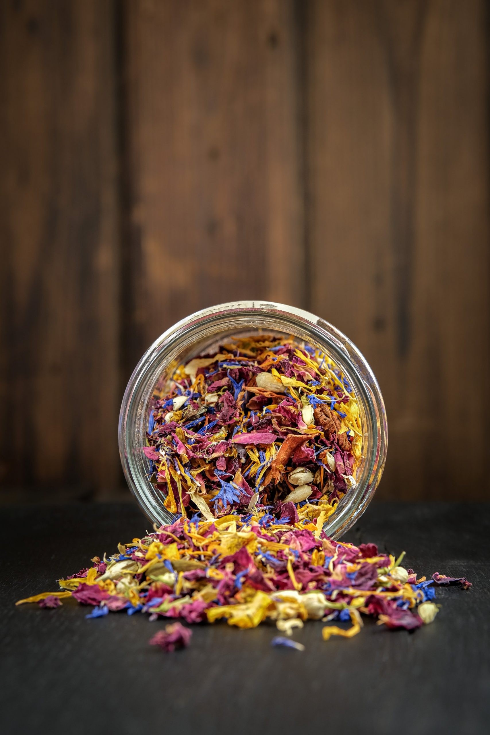 Kwiaty do herbaty – mieszanka jadalnych kwiatów | 20 g | Tatrzańska Spiżarnia